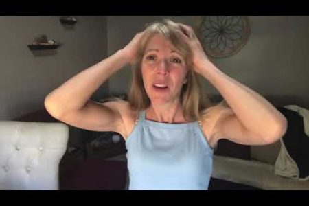 Rewire your brain with Donna Eden energy moves while listening to 101 power thoughts by Louise hay🎁